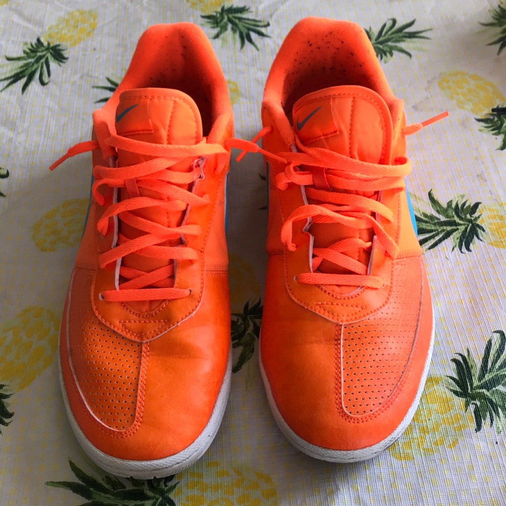 ✨Orange Nike’s